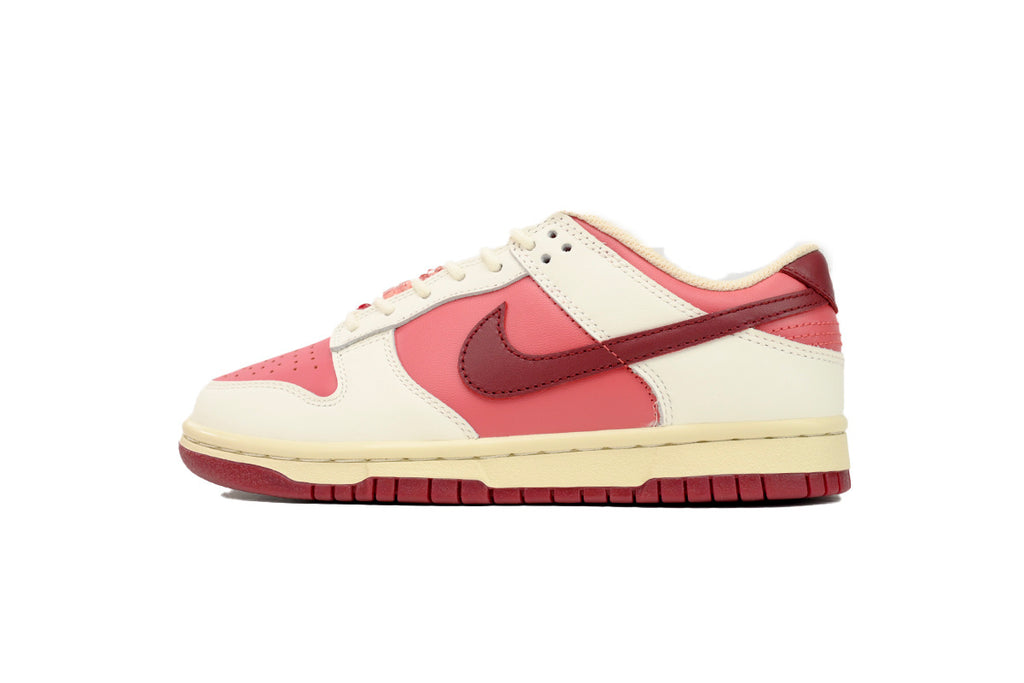 Buy Wmns Dunk Low 'Valentine's Day