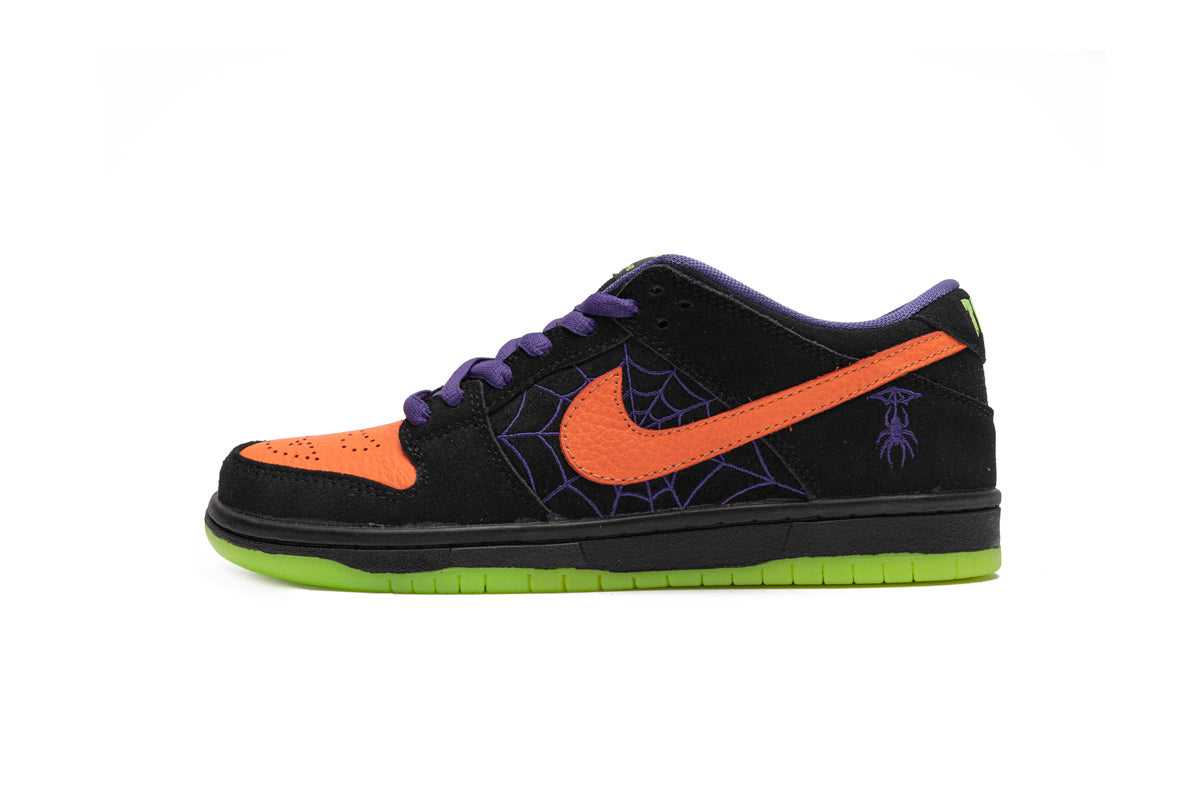 Nike SB Dunk Low “Night Of Mischief