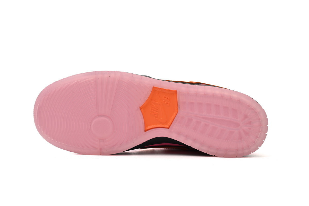 The Powerpuff Girls x Nike SB Dunk Low “Blossom”