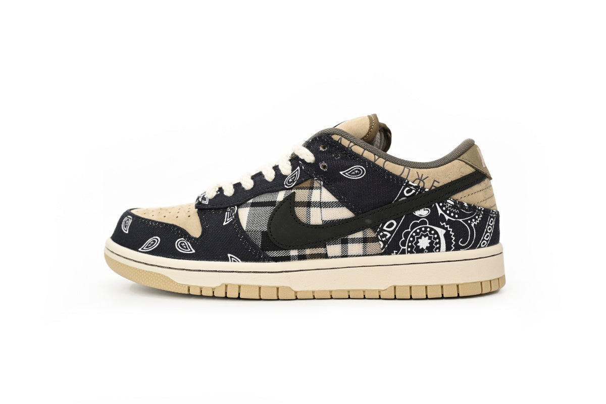Travis Scott x Nike SB Dunk Low (special box)