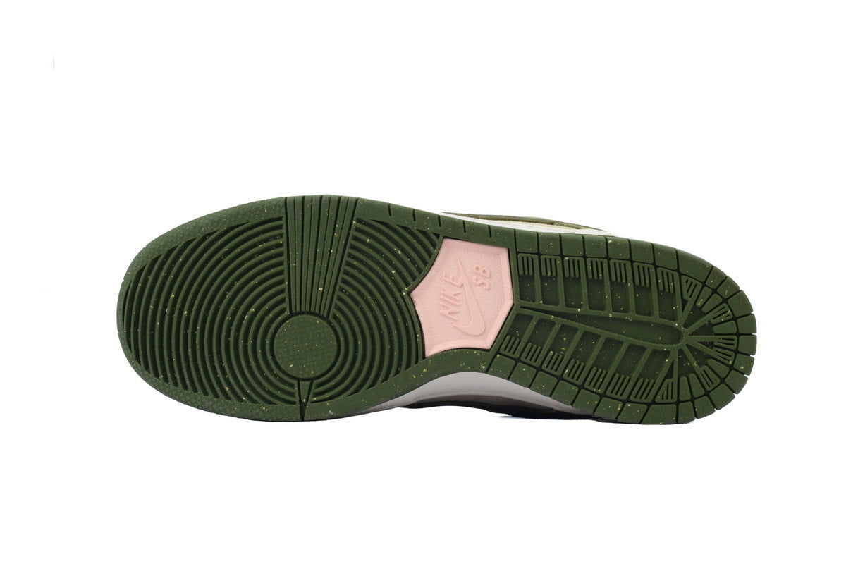 Nike SB Dunk Low Yuto Horigome Asparagus