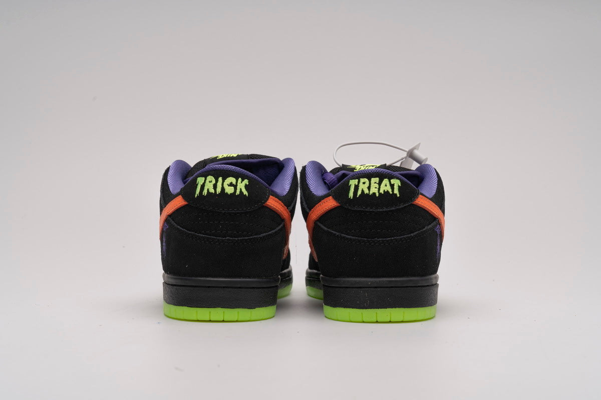 Nike SB Dunk Low “Night Of Mischief