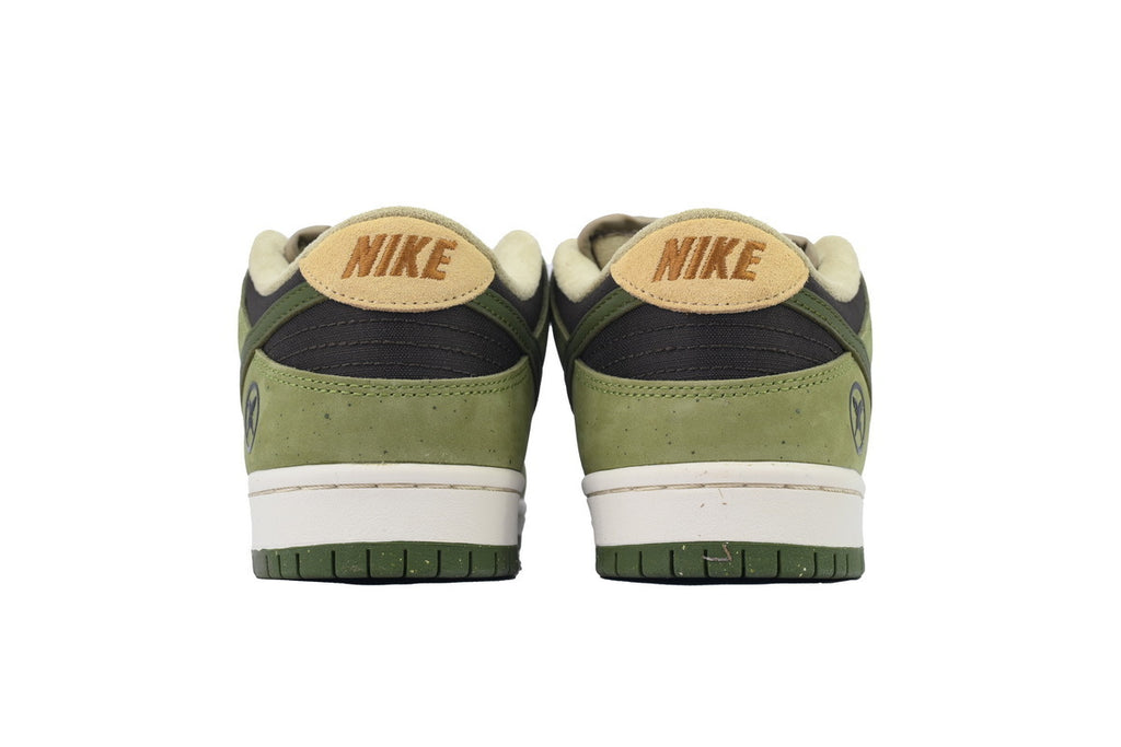 Nike SB Dunk Low Yuto Horigome Asparagus