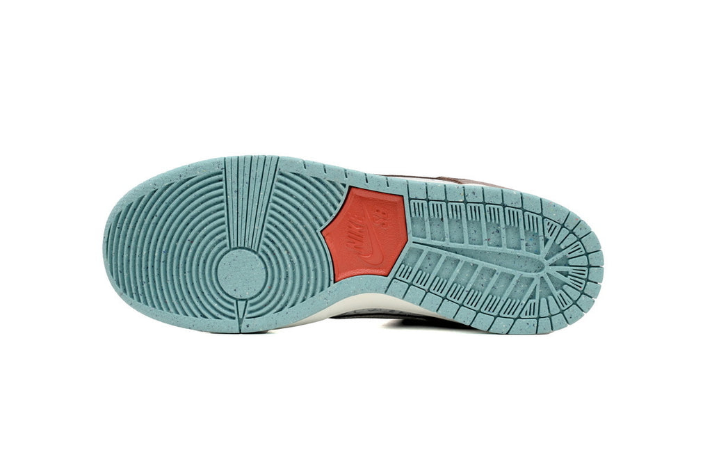 Nike SB Dunk Low ‘’Big Money Savings‘