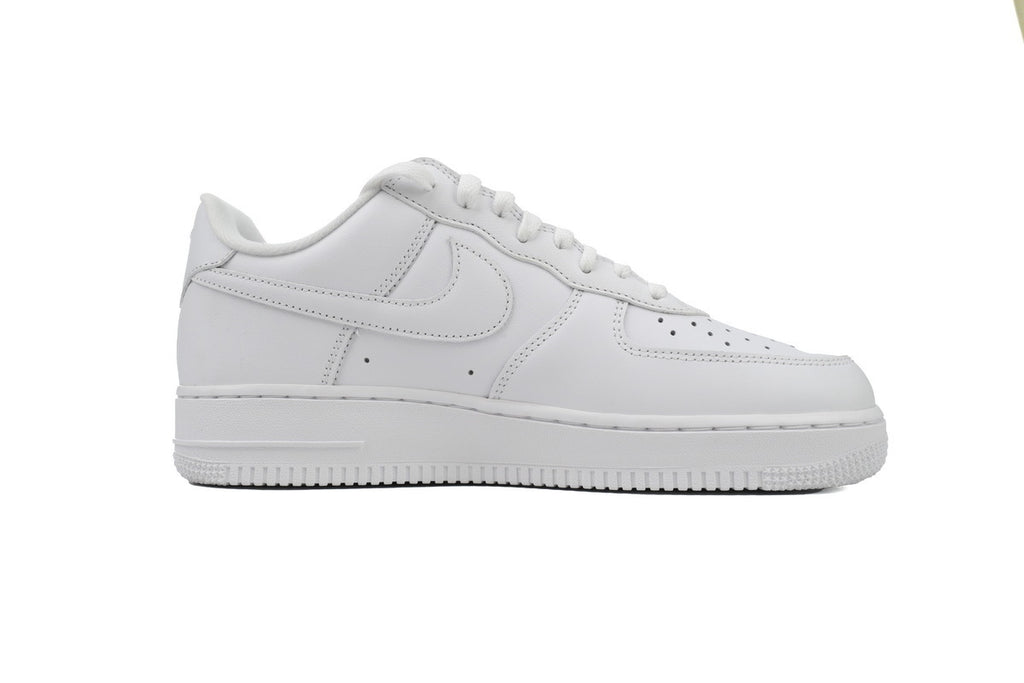 Nike Air Force 1 x SUPREME white